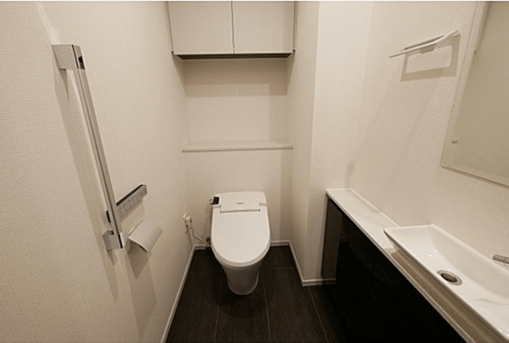 コンフォリア新宿イーストサイドタワーのトイレ