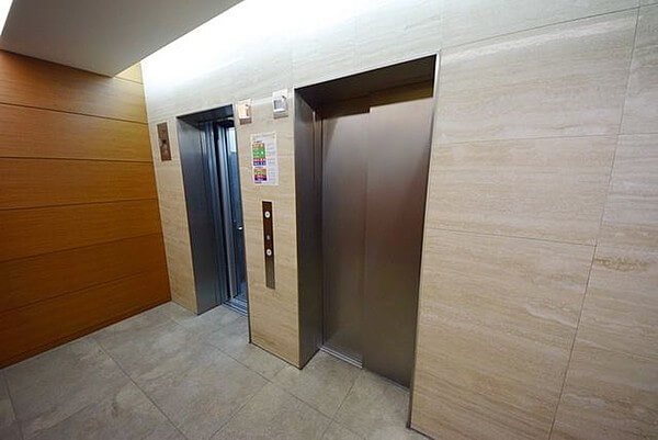 ルフォンプログレ南麻布のエレベーター