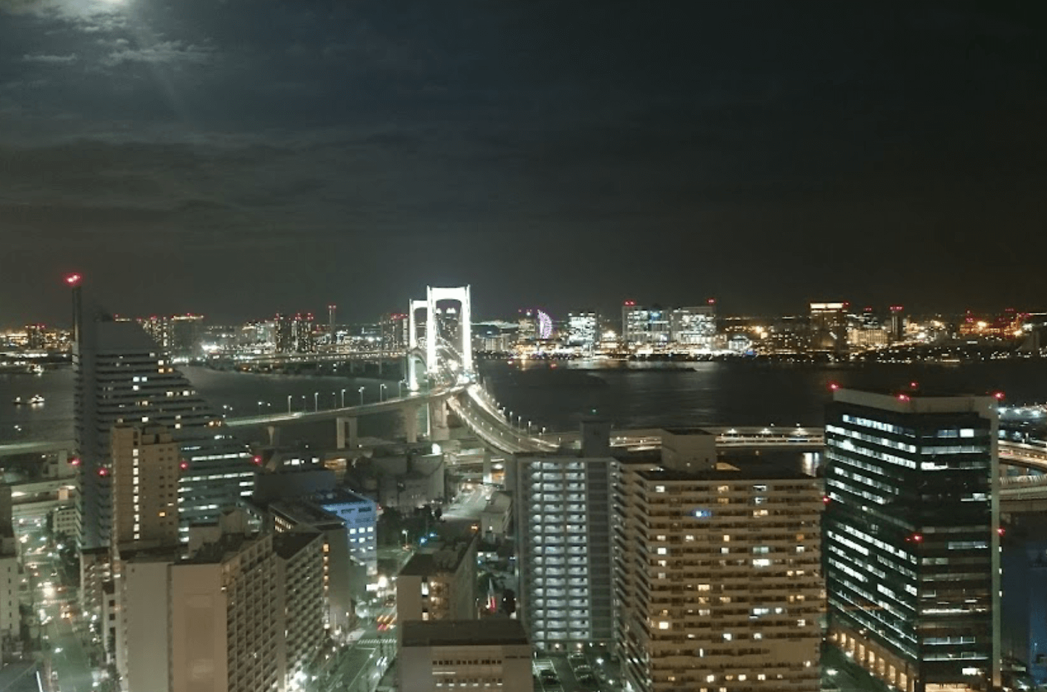 グローブタワーから見える夜景の写真