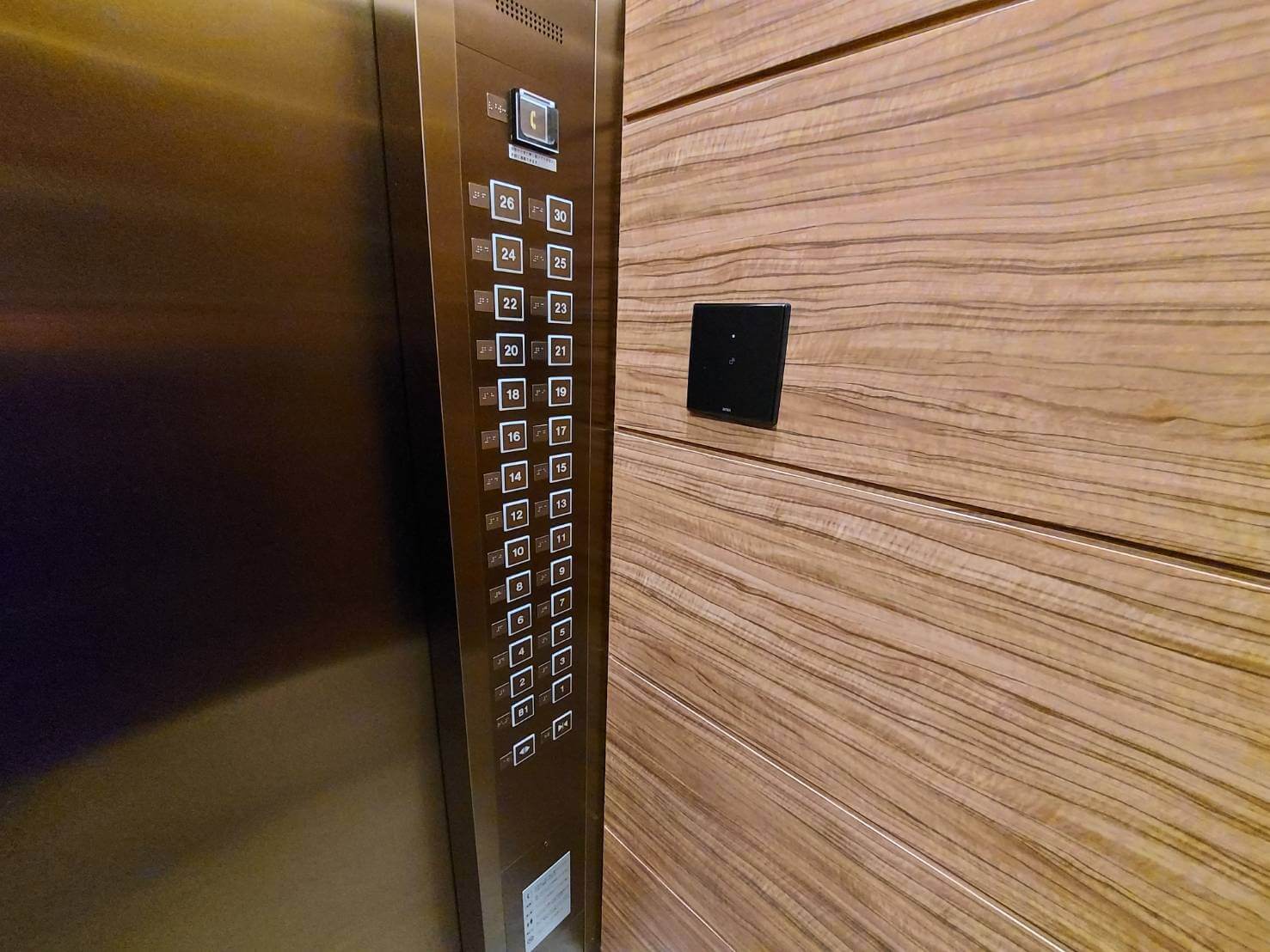 ブリリアタワーズ目黒のエレベーター