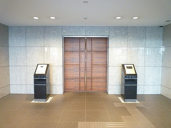 アトラスタワー小石川のエレベーターホール