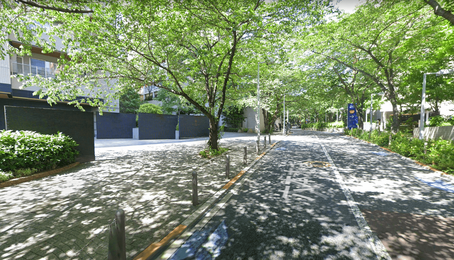 ザ・ウエストミンスター六本木周辺の入り口