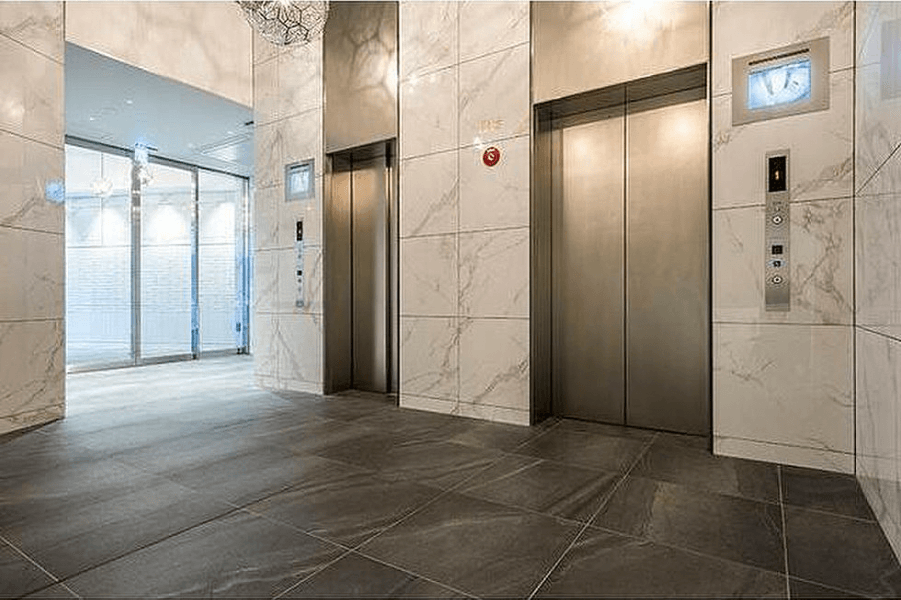 パークアクシス池袋のエレベーターホール