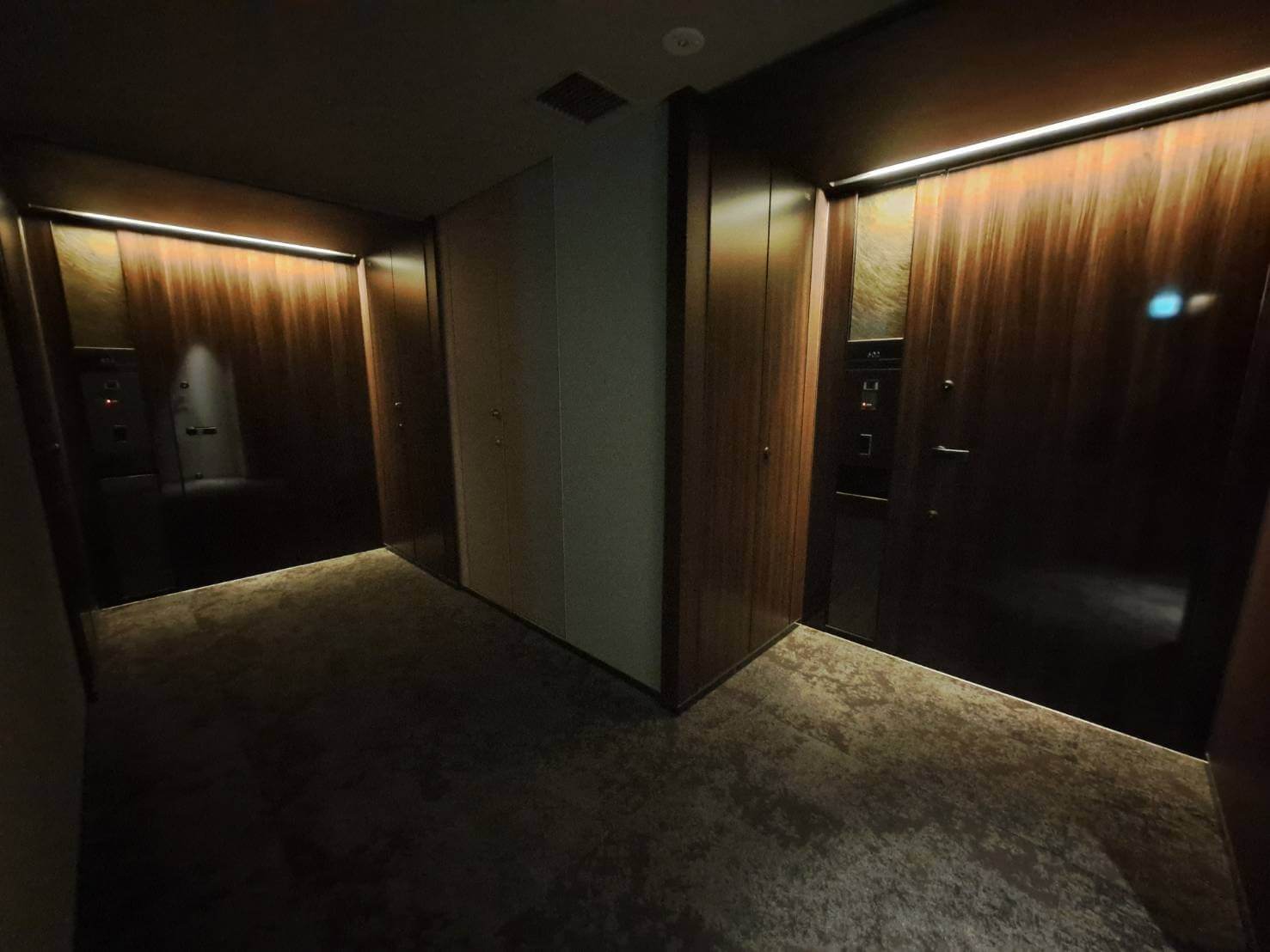 パークハウス渋谷南平台の内廊下